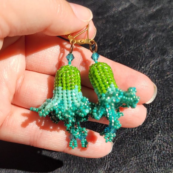 Artisan Beaded Earrings - Picture 6 of 6